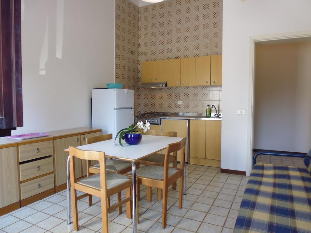 Residence Bagni Miramare Jesolo Chambre photo